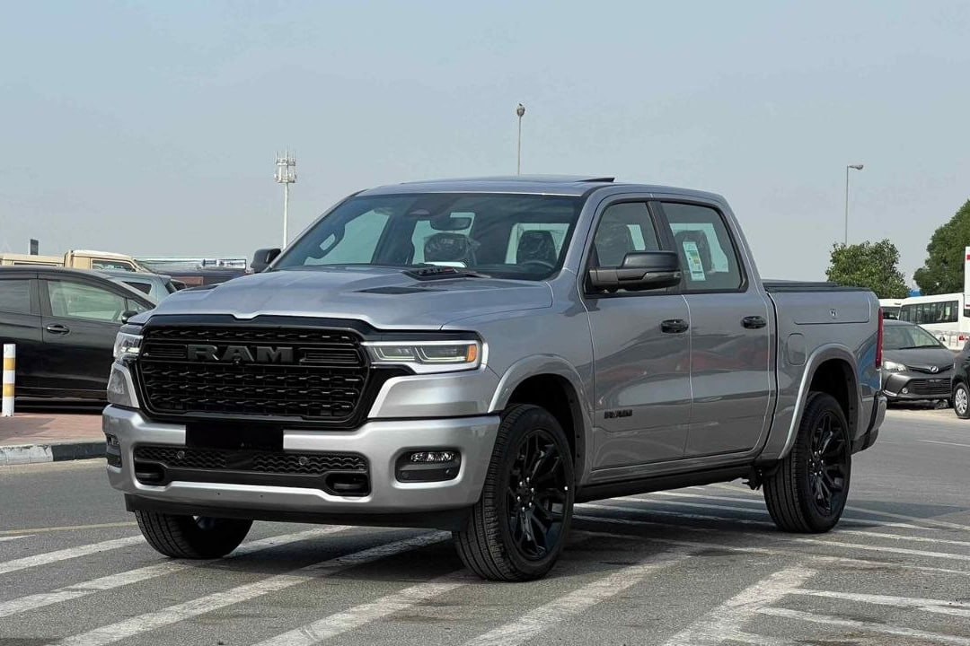 RAM 1500 Limited Night Edition