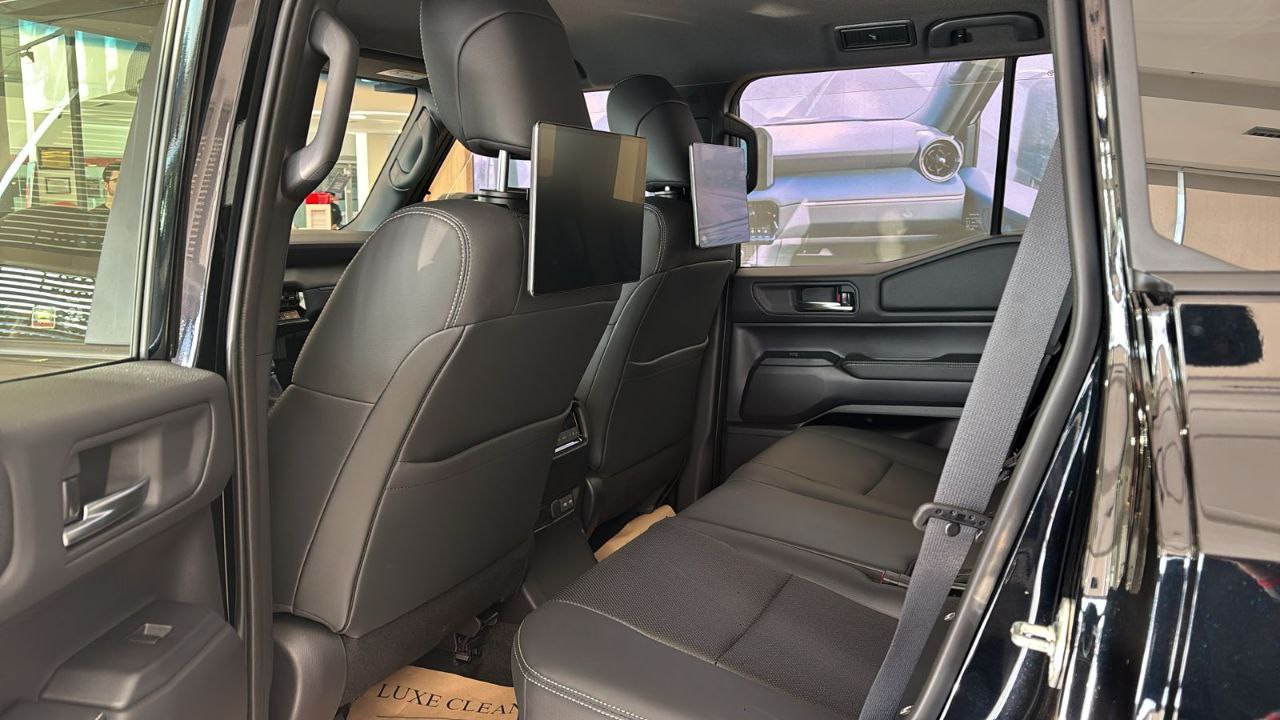 Toyota Land Cruiser 250 SFX 22